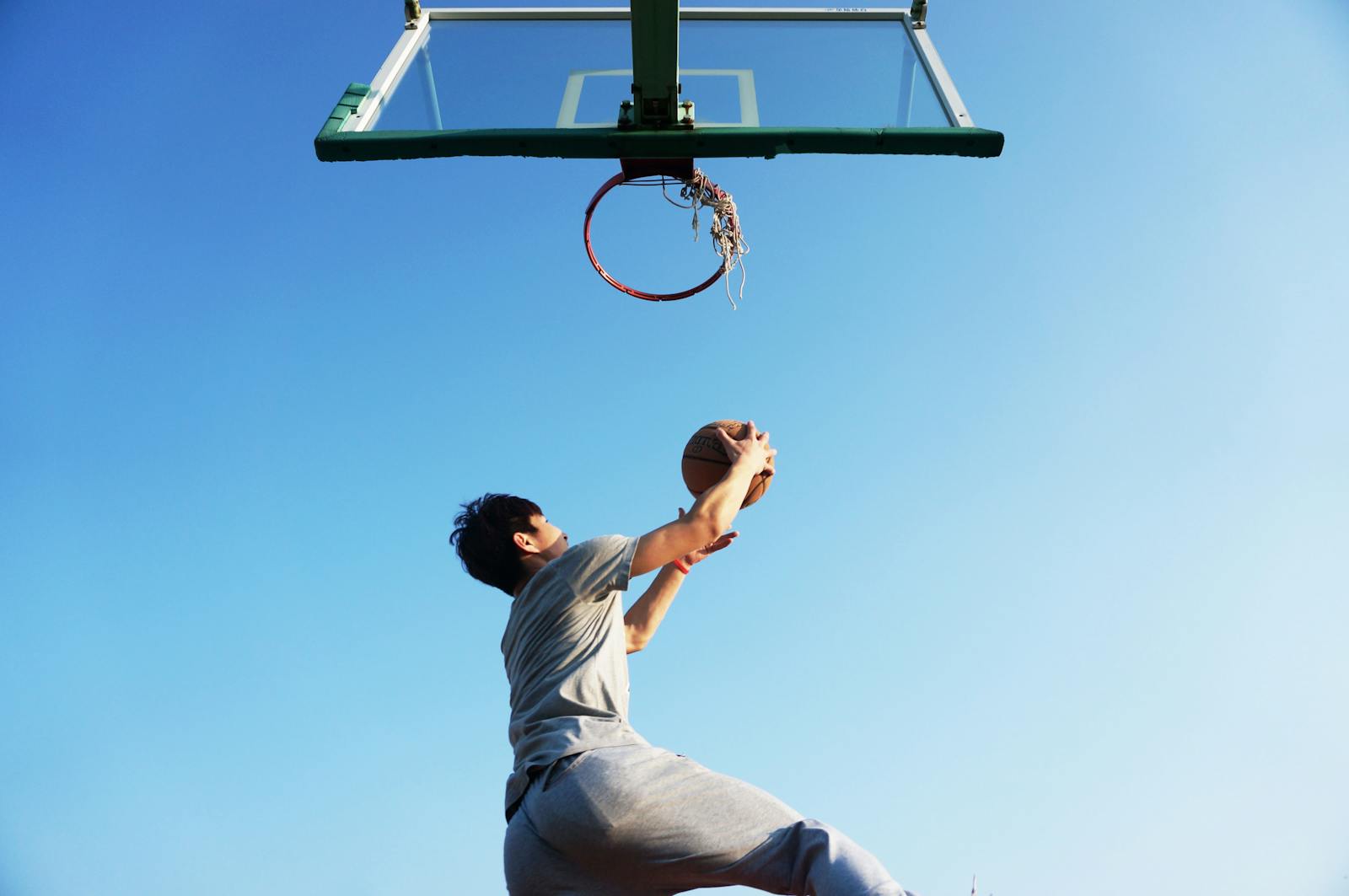 天天中彩票 — 大乐透赛场扣篮瞬间